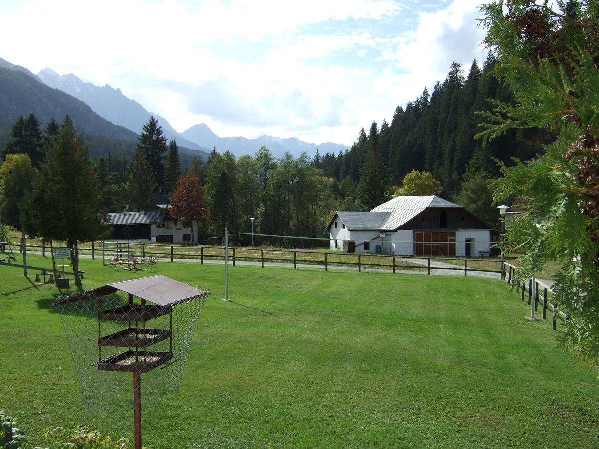 Pensiun Lischana Sent GR Exterior foto